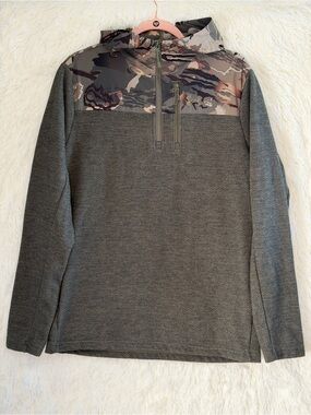 Under Armour Mens Camo 1/2 Zip Hoodie Size M Green Hunting Fishing Loose Fit